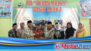 Kunker di Desa Pasir Luhur, Bupati H Sukiman Ucapkan Selamat Hari Jadi ke-28 