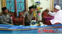 Jalin Silaturahmi dengan Tokoh Agama, Kapolres Madina Sambangi Tuan Bais di Kediamannya