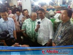 Kepala Kantor Perwakilan BI Sumut Uji Coba Program QRIS di UD Santan Kelapa Suwarno