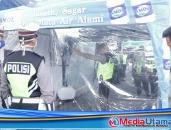 Cegah Covid-19, Polres Simalungun Membuat Tenda Disinfektan
