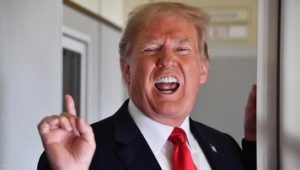 Kesal dengan Twitter, Trump Ancam Tutup Media Sosial