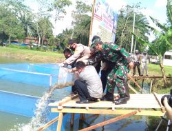 Polres Asahan Gandeng Pemkab Asahan Tabur 30 Ribu Bibit Ikan Tawar