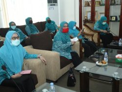 Ketua TP PKK Sumut Lakukan Vidcon Dengan TP PKK Kabupaten/Kota se-Sumut