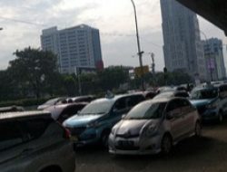 Hari Pertama PSBB Transisi DKI, Kemacetan Kembali Menyergap