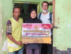 Hari Bhayangkara ke-74, Kabaharkam Polri Bedah Rumah Warga Kurang Mampu di Deli Serdang