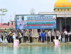 Kapoldasu Tabur 10 Ribu Benih Ikan di Kolam Laju SPN Hinai
