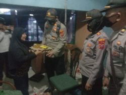 Kapolsek Percut Sei Tuan Beri Bantuan Kepada Warga Korban Angin Puting-Beliung
