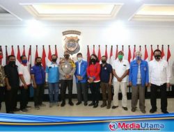 Silaturahmi dengan APBD-SU, Kapolda Sumut Berikan Sapi Untuk Qurban Para Buruh