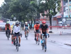 Pantau Situasi Kamtibmas, Kapolda Sumut Gowes Sepeda Keliling Kota Medan