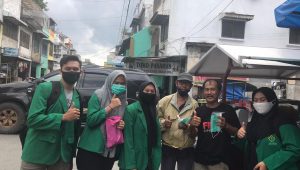 Cegah Penyebaran Covid-19, Mahasiswa KKN Kelompok 316 Bagikan Masker dan Hands Sanitezer