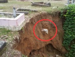 TPU Aek Tarum Longsor, Kain Kafan Menggantung