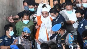 Habib Rizieq Shihab Resmi Ditahan Selama 20 Hari Kedepan, Ini Alasan Polisi
