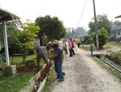 Pimpin Gotroy, Camat Kisaran Barat Imbau Warga Jaga Kebersihan