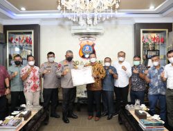 Pilkada Serentak Berjalan Aman, Poldasu Terima Penghargaan dari KPU Sumut