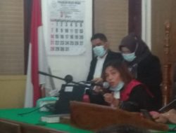 Hakim Mery Donna Tiur Pasaribu Dinilai ‘Kepanasan’, Hardik Wartawan Saat Meliput Persidangan