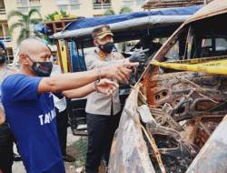 WARGA SRAGEN NEKAT BAKAR MOBIL TETANGGA, INI PEMICUNYA