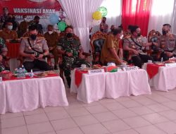 BUPATI H.ASHARI TAMBUNAN MENGIKUTI ZOOM MEETING SERBUAN VAKSINASI