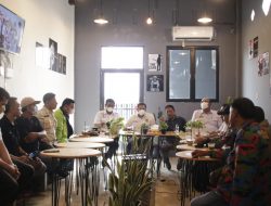 JALIN SILATURAHMI DAN TAMPUNG ASPIRASI, WABUP SERGAI AJAK SERIKAT PEKERJA NGOPI BARENG