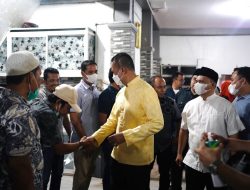 SILATURAHMI DENGAN MASYARAKAT LABUHAN BATU, MUSA RAJEKSHAH BERHARAP JAGA KEKOMPAKAN DAN SALING DUKUNG MENDUKUNG