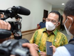 PIMPINAN RAPAT KELOMPOK KERJA STRATEGI DAERAH SUMUT, PJ.SEKDA MINTA SELURUH OPD FOKUS PENUHI TARGET RPJMDA
