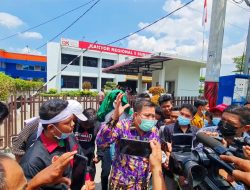DEMO KEDUA, ASURANSI GENERALI TAK BERANI BUKA KE PUBLIK TANTANGAN PENGACARA KONDANG DARMAWAN YUSUF