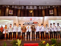HADIRI RAKERWIL 2022 DPW PKS SUMUT GUBERNUR EDY RAHMAYADI MOHON DUKUNGAN DAN PENGAWALAN UNTUK SELESAIKAN PEMBANGUNAN SUMUT