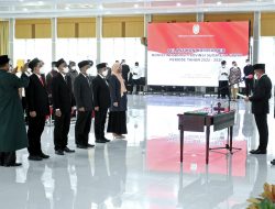 LANTIK ANGGOTA KOMISI INFORMASI PROVINSI SUMUT GUBERNUR EDY RAHMAYADI TEKANKAN TIGA HAL