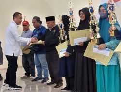 Tutup Parade Puisi, Farianda  Kumandangkan Puisi Berjudul “Istriku”