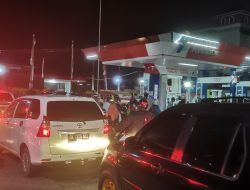 Jelang Rencana Kenaikan Harga BBM, SPBU di Medan Diserbu Pengendara