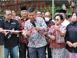 Bupati Simalungun Resmikan Jembatan Penghubung Nagori Sipanga-Rambuhit
