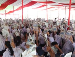Ribuan Pelajar Ikuti Kampanye Gemar Baca Koran Milenial