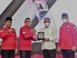 Hadiri Pelantikan BMI, Edy Rahmayadi: Mari Sama-sama Menyelesaikan Berbagai Persoalan Bangsa