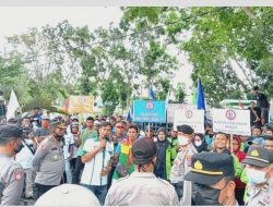 Tidak ada yang Menerima, Massa ASPBB – SB Kecewa dengan DPRD Sergai