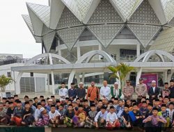 Hari Santri Nasional, Ratusan Santri Gelar Berbagai Kegiatan di Mesjid Agung 