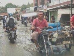 Jalan Titi Lepas Landas, Kampung Lalang Sunggal, Hancur-hancuran