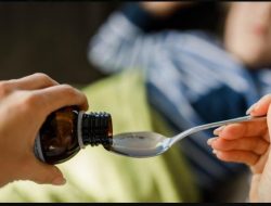 Kemenkes Imbau Masyarakat Tidak Komsumsi Obat Cair/Sirup