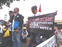 Driver Ojol dan Garda Unjuk Rasa, Desak Kominfo Tertibkan Aplikator Tak Memihak