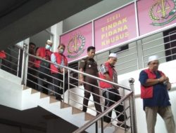 5 Tersangka Perkara Dugaan Korupsi Perjalanan Dinas DPRD Labuhanbatu Ditahan Kejari