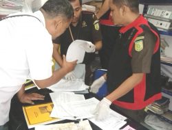 Terkait Dugaan Korupsi, Kejari  Geledah Kantor Dinas PUPR Pematang Siantar