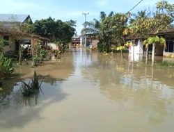 Ruas Jalan Penghubung Sei Rampah-Tanjung Beringin Sergai, Tergenang Banjir