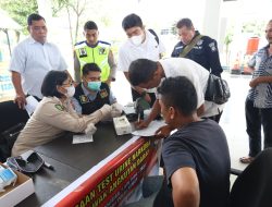 Jelang Tahun Baru, Polda Sumut Tes Urine Supir Bus AKAP
