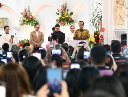 Kunjungi Gereja di Sekitar Kota Bogor, Presiden Ucapkan Selamat Natal bagi Umat Kristiani