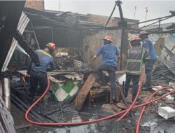 Kebakaran Hanguskan 4 Rumah di Perumnas Mandala