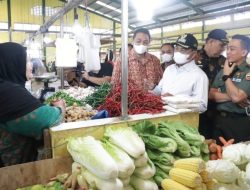 Sambut Idul Fitri, Bupati Sergai Sidak ke Pasar Rakyat