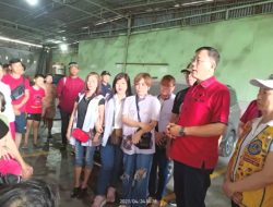 Ketua DPRD Medan Bersama GDC Reborn Bantu Korban Kebakaran Jalan Pertempuran