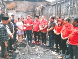 Anggota DPRD Medan Beri Penghiburan kepada Warga Korban Kebakaran di Jalan Sei Kera