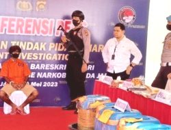 Polri Tangkap WN Iran Penyeludup Sabu, Ratusan Kilogram Sabu Cair Disita