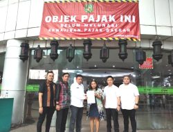 Kejar PAD, Bapenda Medan Jemput Pajak Reklame Rp 461 juta