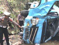 Bus Sekolah Masuk ke Jurang di Samosir, 17 Murid SD Jadi Korban