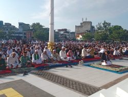 Walikota Tanjungbalai Salat Iduladha 1444 H Bersama Masyarakat
